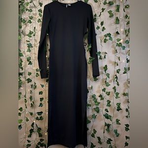 DIVIDED Maxi dress w/ side slits